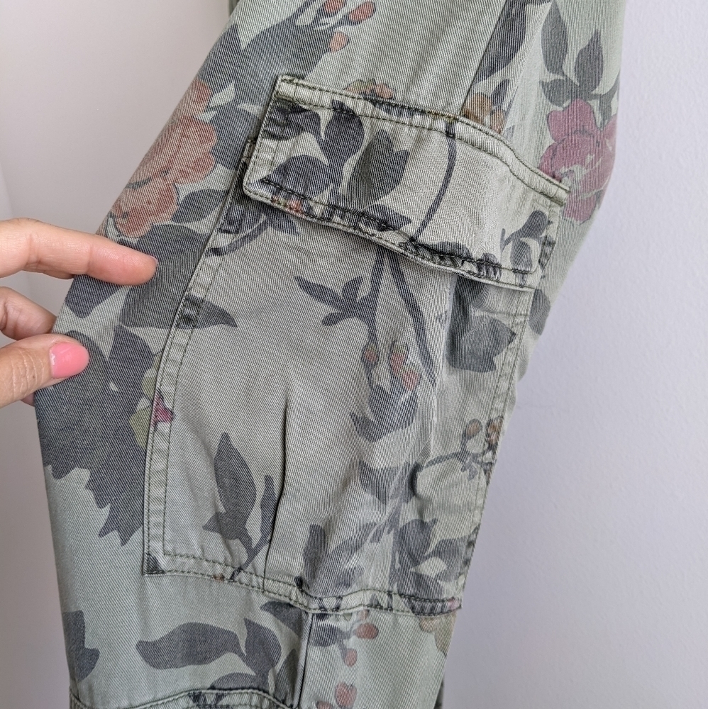 PAM & Gela Olive Green Cargo Joggers with Floral Print S - Picture 11 of 12
